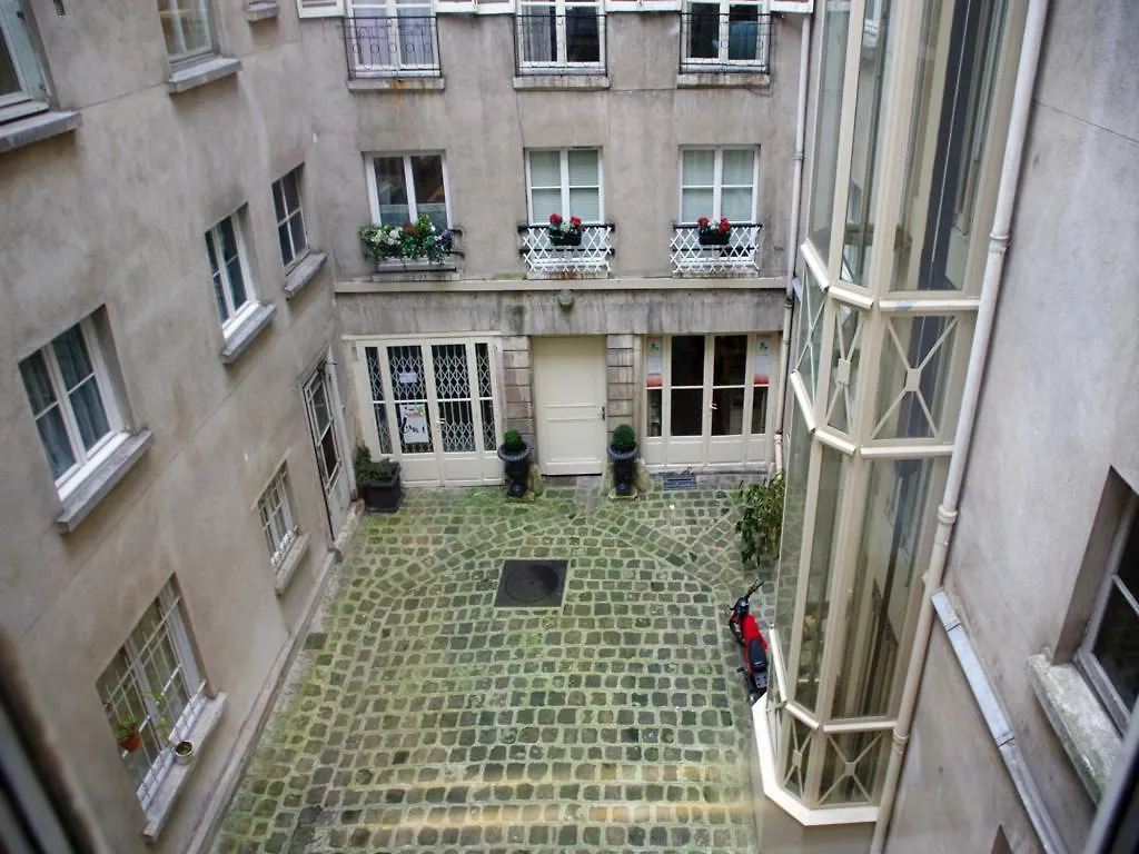 Hotel Saint-paul Rive-gauche 4*