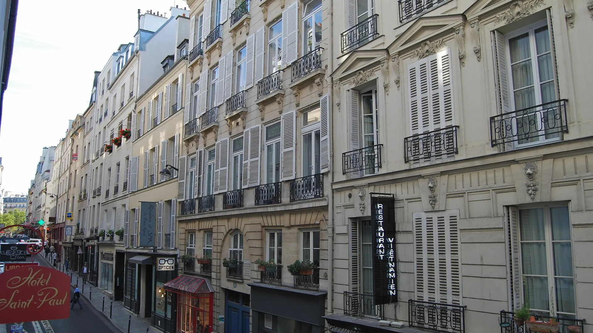 Hotel Saint-paul Rive-gauche 4*