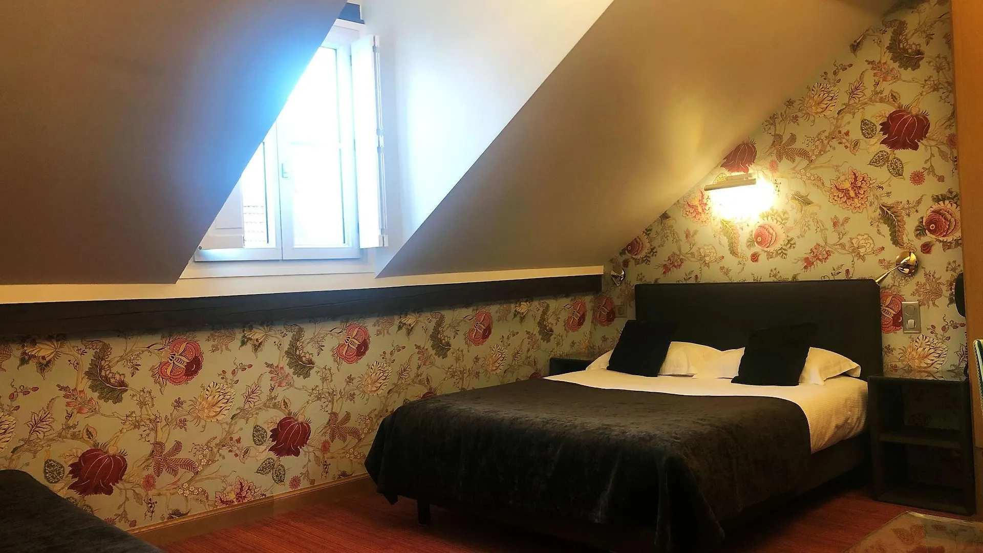 Saint-paul Rive-gauche Hotel 4*